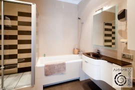 Санузел с ванной и душем, дизайн интерьера санузла в современном стиле