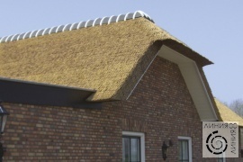 Крыша из искусственной соломы (Линия 8)
