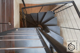 фото лестницы в загородном доме (Линия 8)
